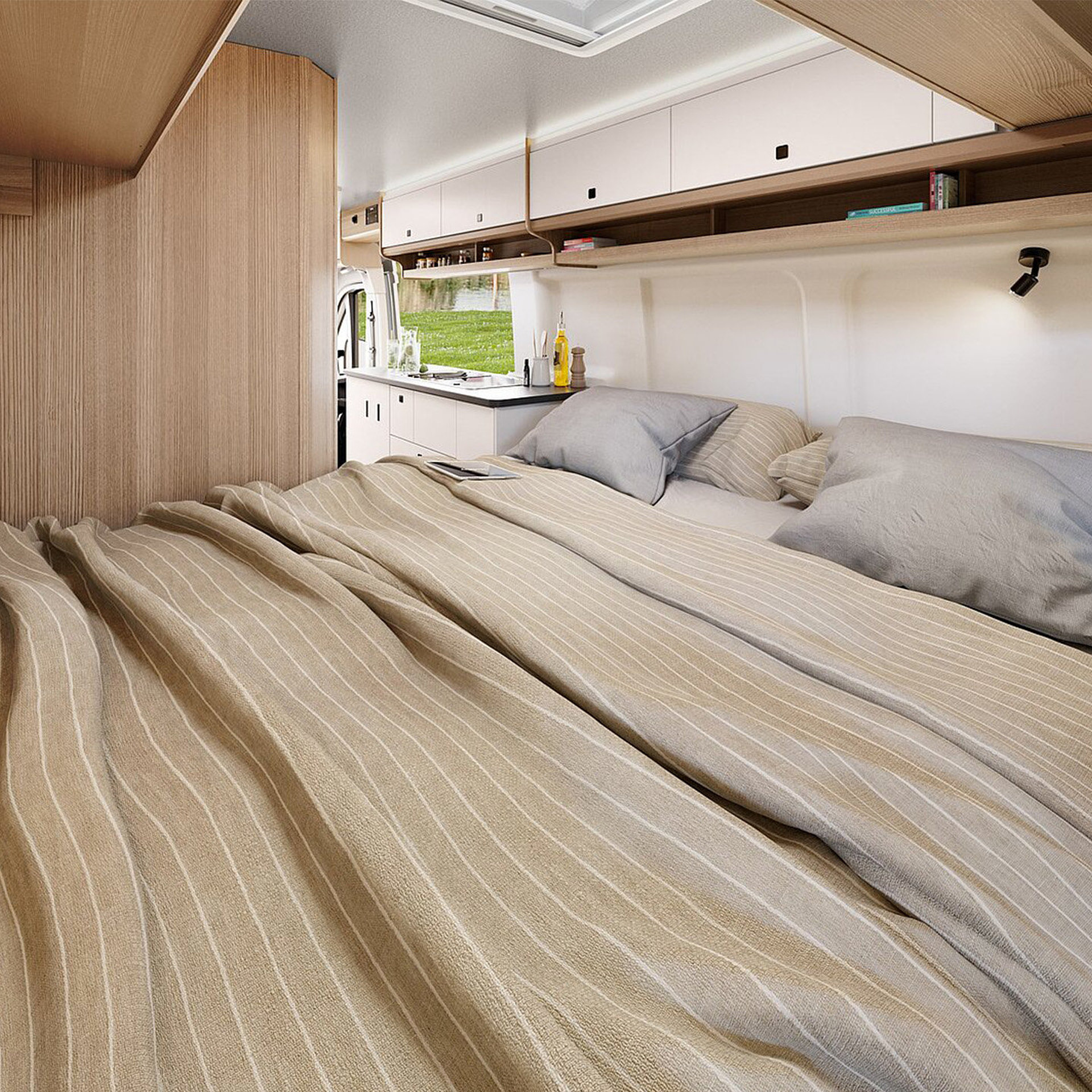 Hobby ONTOUR Van First Edition 2025