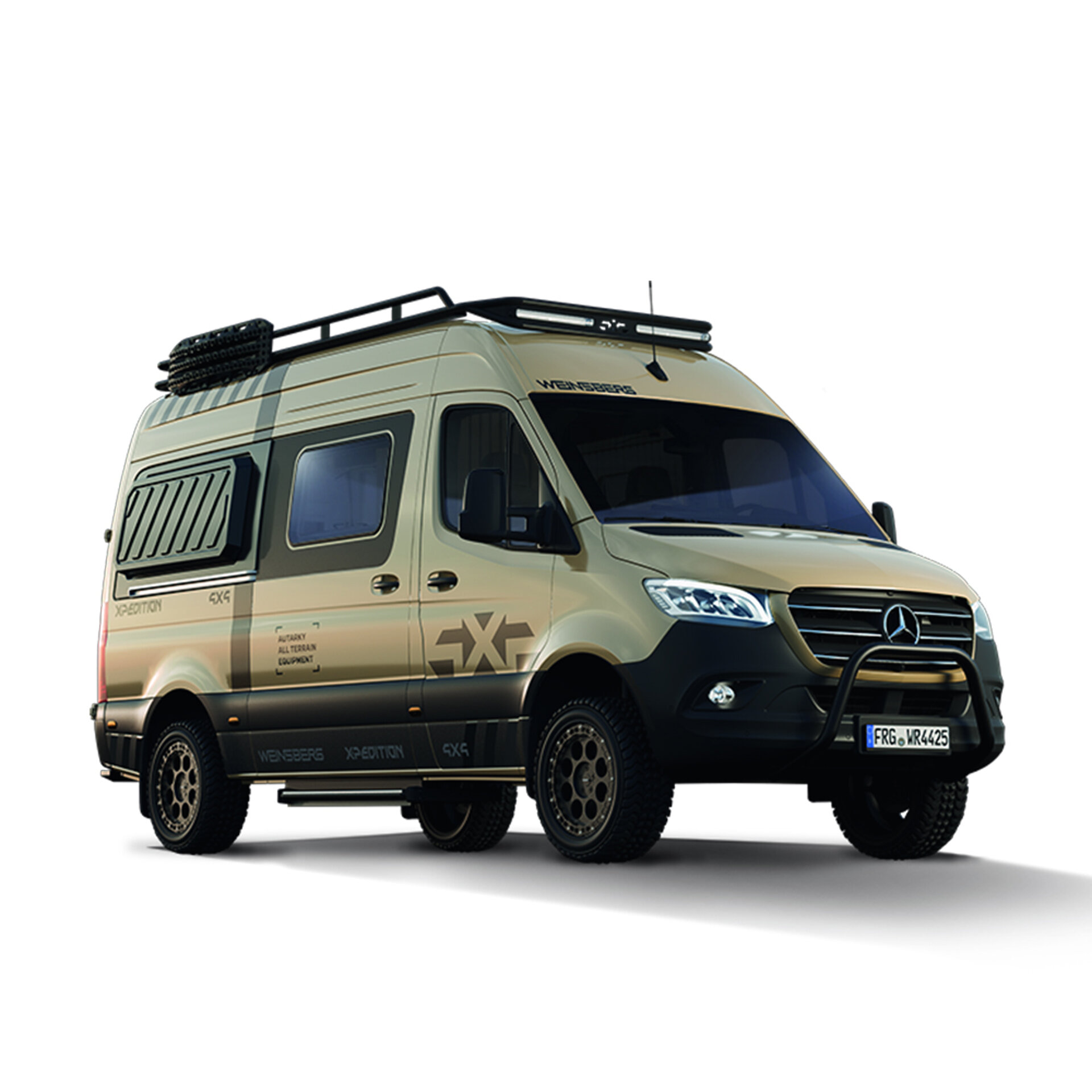 Dodávka WEINSBERG X-PEDITION, vyfotografovaná z čelního pohledu ze šikma.