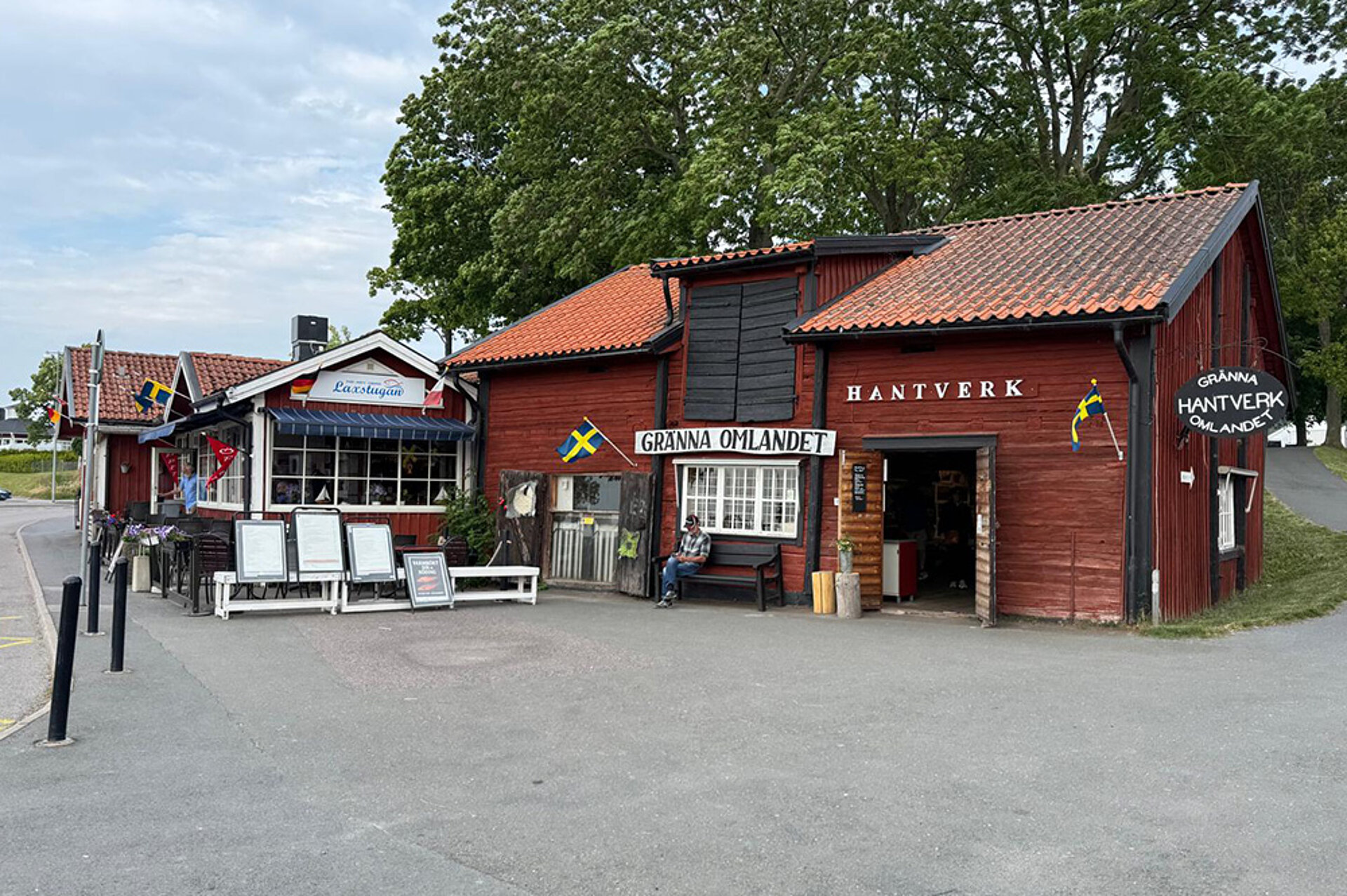 Malá restaurace v přístavu Väternsee.