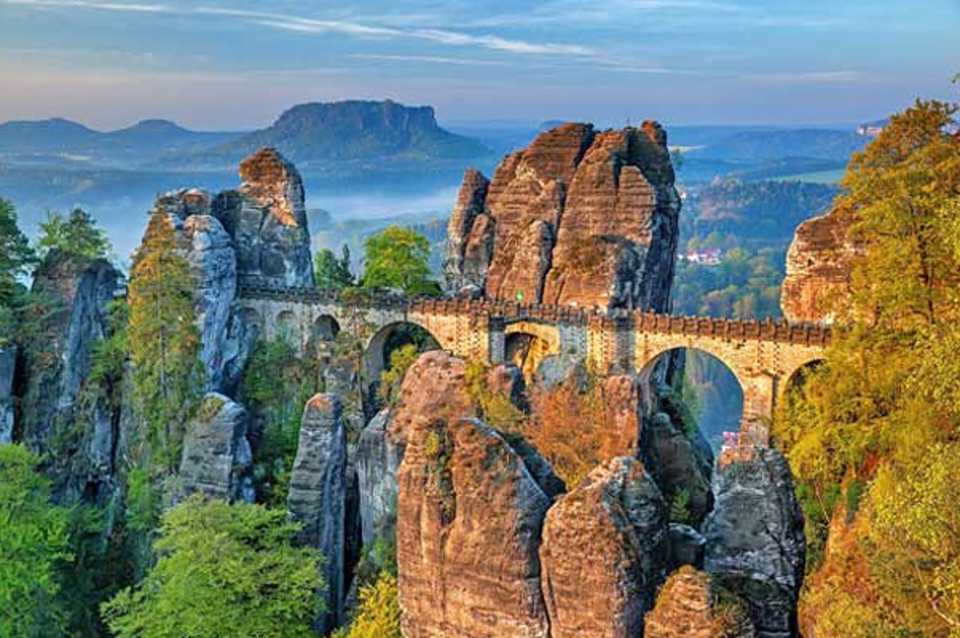 [Translate to Tschechisch:] Elbe Sandsteine