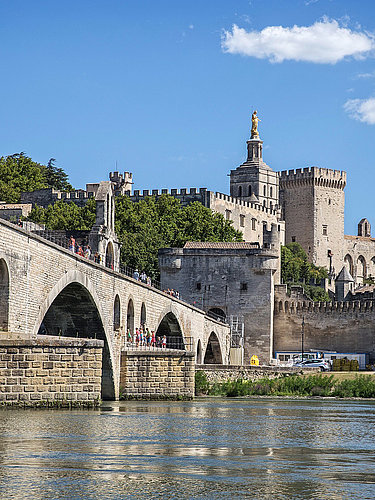 provence_palais_papst_mit_avignon