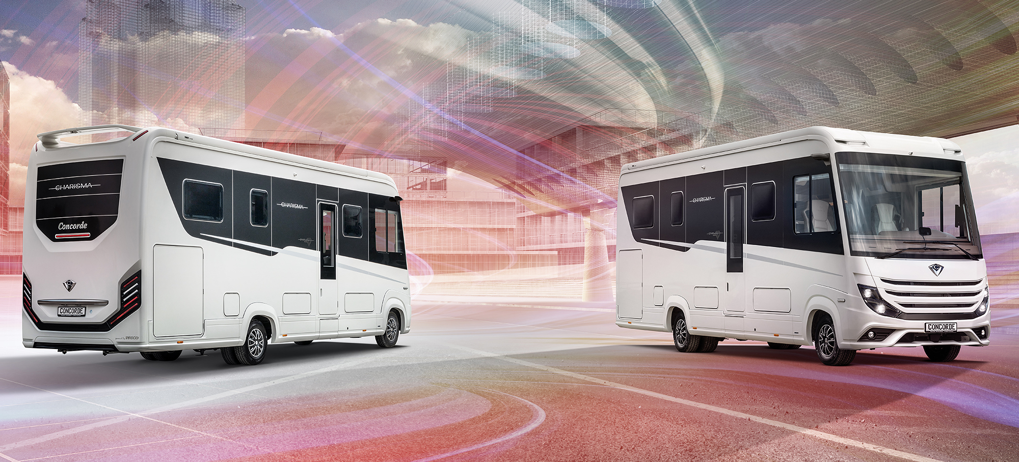 Entdecken Sie den Concorde Charisma! Front- und Heckansicht des Concorde Charisma vor einem modernen Gebäude.